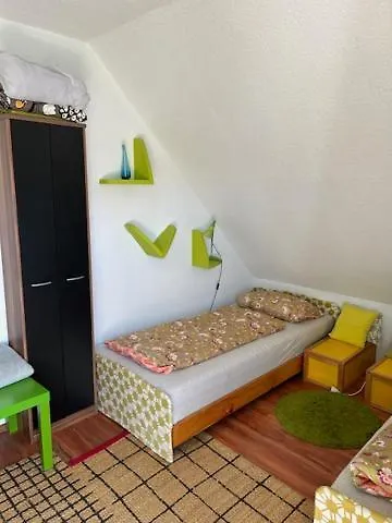 Doppelzimmer Mit Gemeinschaftsbad In Nuernberg Fischbach 0*, Nürnberg Tyskland